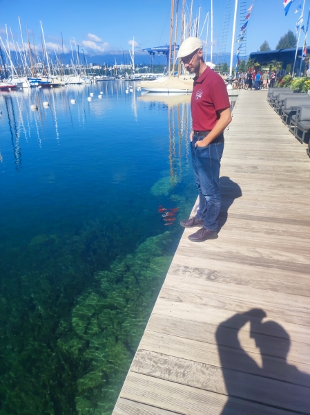 Lars prft die Wasserqualitt am Genfer See 2023
