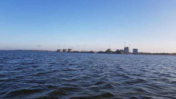 Almere vom Ijsselmeer aus 2019