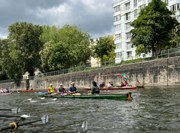 Berliner Innenstadt 2022 Ruderboote