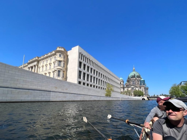 Berliner Stadtschloss 2023 vom Ruderboot