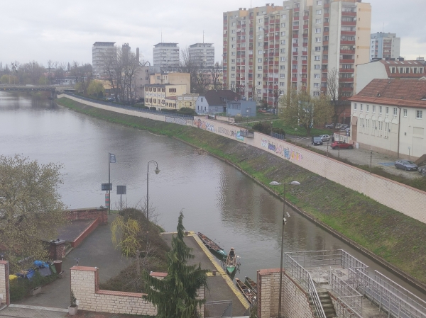 Blick auf die Ruderboote aus dem Hotel Piast Oppeln 2024