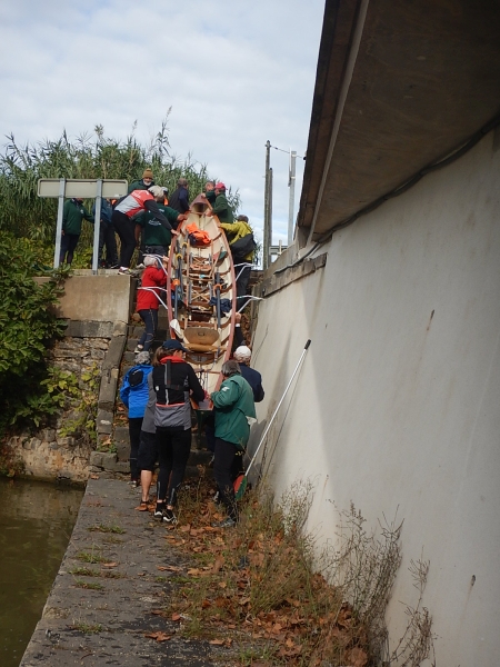 Boot auf der Treppe Agde Midi 2018