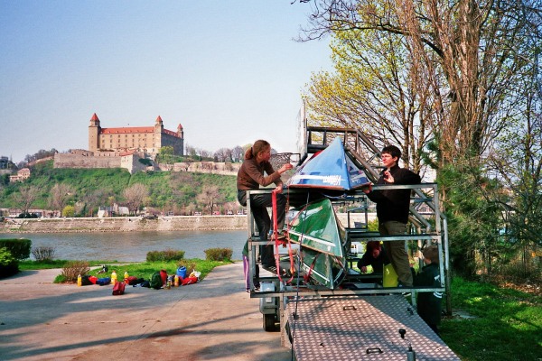 Boote aufladen in Bratislava