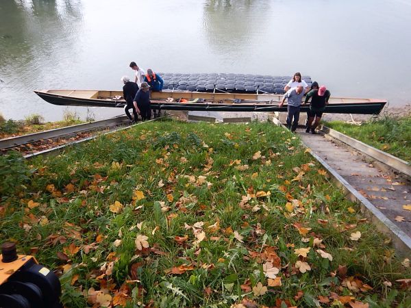 Boote schleppen in Melk Donau 2021