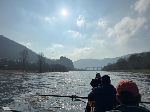 Burg Schreckenstein mit Ruderboot 2024