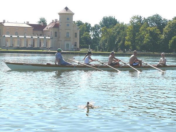 Ein_Umweg_am_Schloss_vorbei