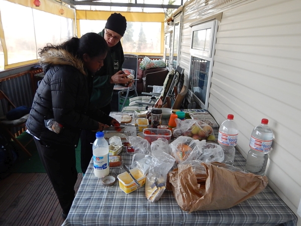 Fruehstueck Komarno Donau 2016