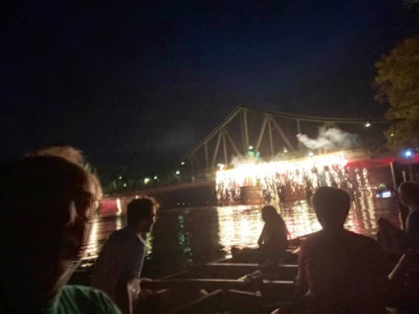 Glienicker Bruecke Feuerwerk 2025