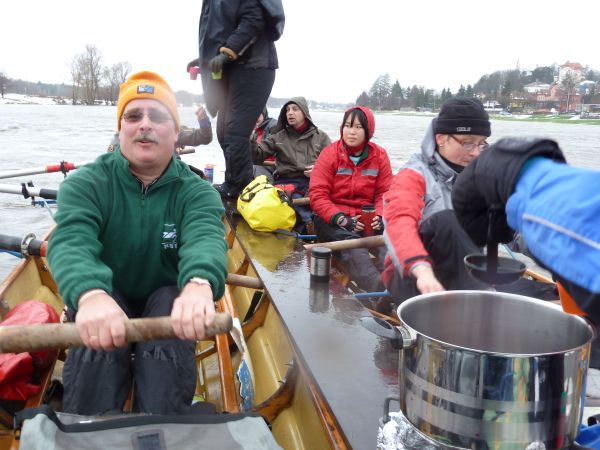 Gluehweinkocher auf der Barke DC10