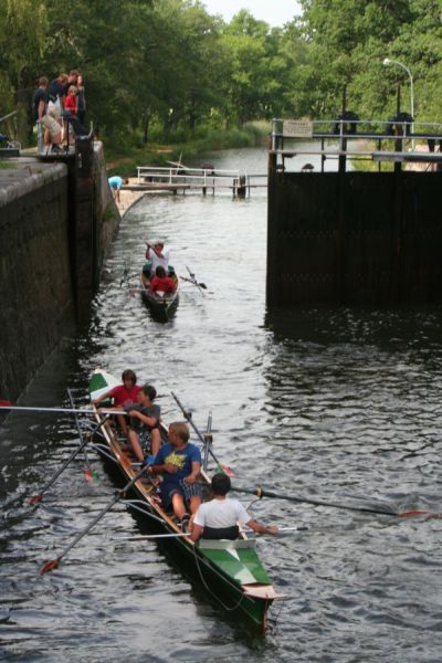 Hjaelmaren kanal Ruderboote S10