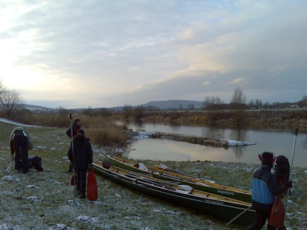 Hxter Ruderboote am Morgen W09