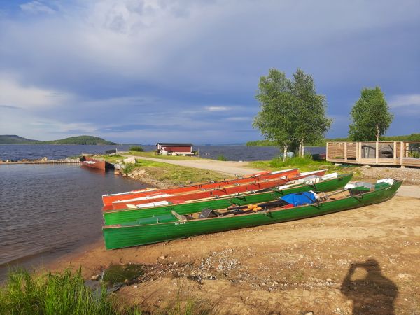Inrigger Inari am Ufer 2022