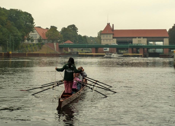 Kant ruderkurs jiajia vor der schleuse kleinmachnow 2014