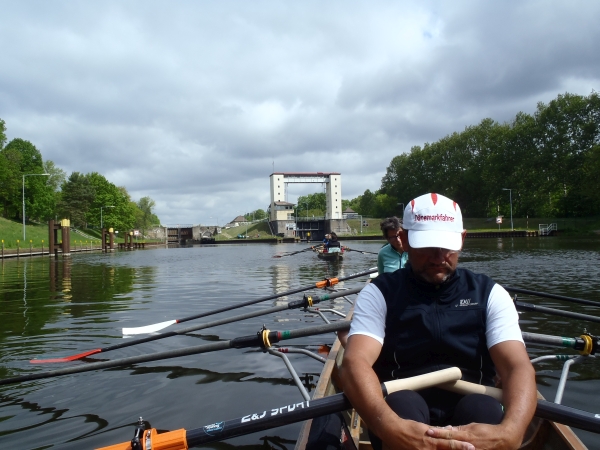 Lehnitz Schleuse mit Ruderbooten Havelquelle 2016