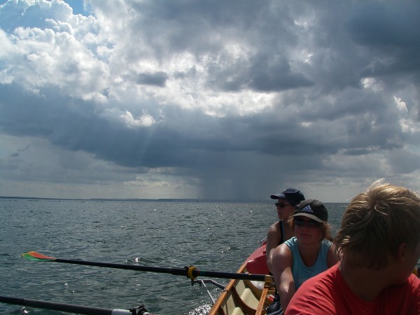 Regensfront vor den Ruderern Sw08