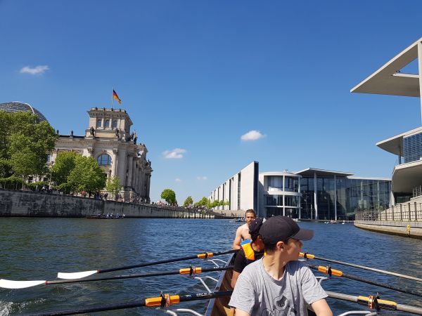 Reichstag vom Ruderboot 2019