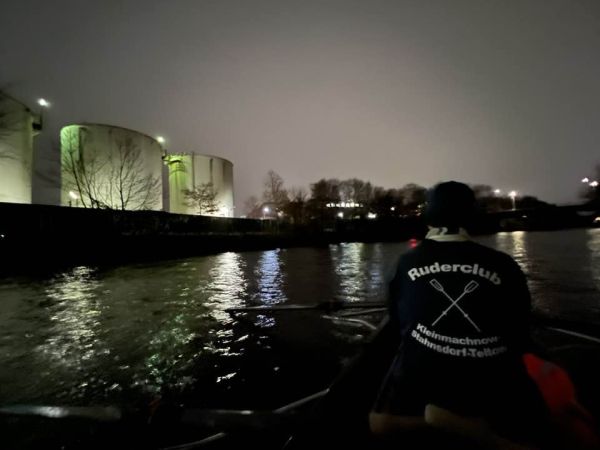 Ruderboot Marienfelde im Teltowkanal Dezember 2022