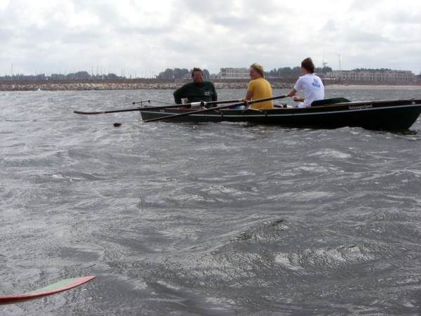 Ruderboot auf der Ostsee Warnemuende 09