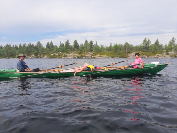 Ruderboot macht Pause Inari 2022