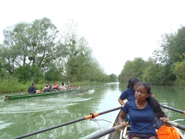 Ruderboote auf der Maas bei Verdun 2017