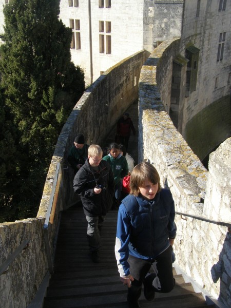 Ruderer auf dem Wehrgang Aigues Mortes C10