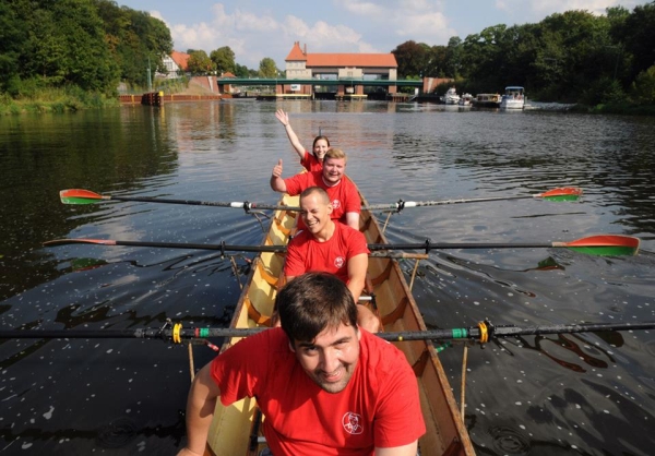 SPD Landtagsboot vor der Schleuse 2014