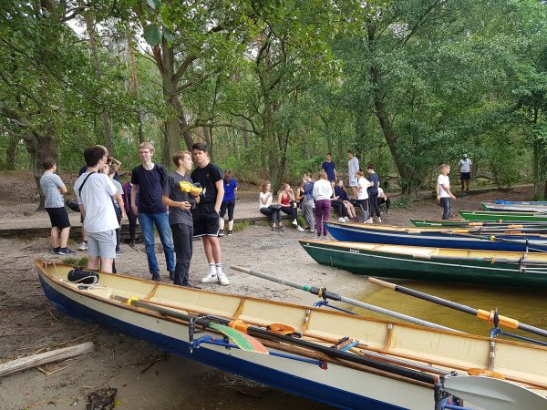 Schuelerrudern Kant Gymnasium am Stoelpchensee 2019