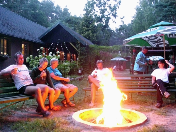 abends am lagerfeuer polen 2015