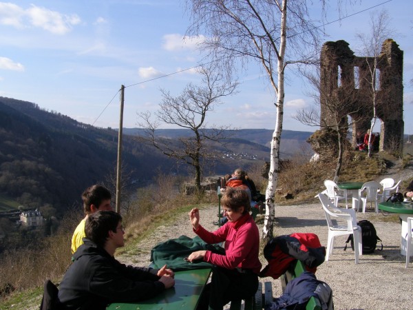 traben trabach Ruderer auf der Burgruine SMR08