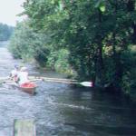 einfahrt in spreewald-schleuse mit Ruderboot