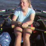 martina auf Schlag im Ruderboot