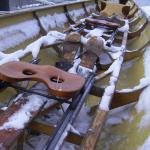 Rudernboot im Schnee
