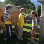 Elias Lisa Marie Levon L07