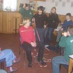 Peppi wird festgebunden 09