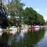 Wartende Boote in Strassen M11