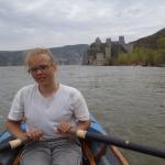 Marlene vor Burg Golubac Donau 2012