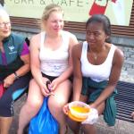 girlies mit multebeeren finnland 2016