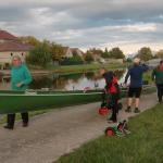 Ruderboote umsetzen in die alte Moldau 2016