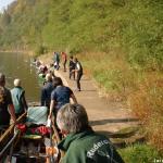 mal wieder Boot tragen Moldau 2016