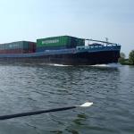 Containerfrachter 4000t auf der Maas Blog 2017