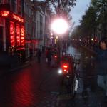 Rotlichtviertel Amsterdam mit chinesischer touristin 2017
