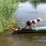 Kirsten steigt ins Ruderboot P09