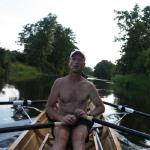 Uli rudert auf der Pisa P09