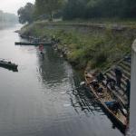 Einsetzen im Unterwasser der kaputten Schleuse Donau 2021