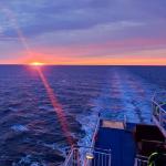 Sonnenuntergang auf dem Nordatlantik Island 2022