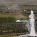 Strokkur spuckt Island 2022