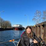 Schleuse Brandenburg Melina im Ruderboot Maerz 2022