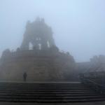 Porta Westfalica Denkmal im Nebel Weser 2023