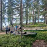 Puuamala Campingplatz Ruderboote am Ufer